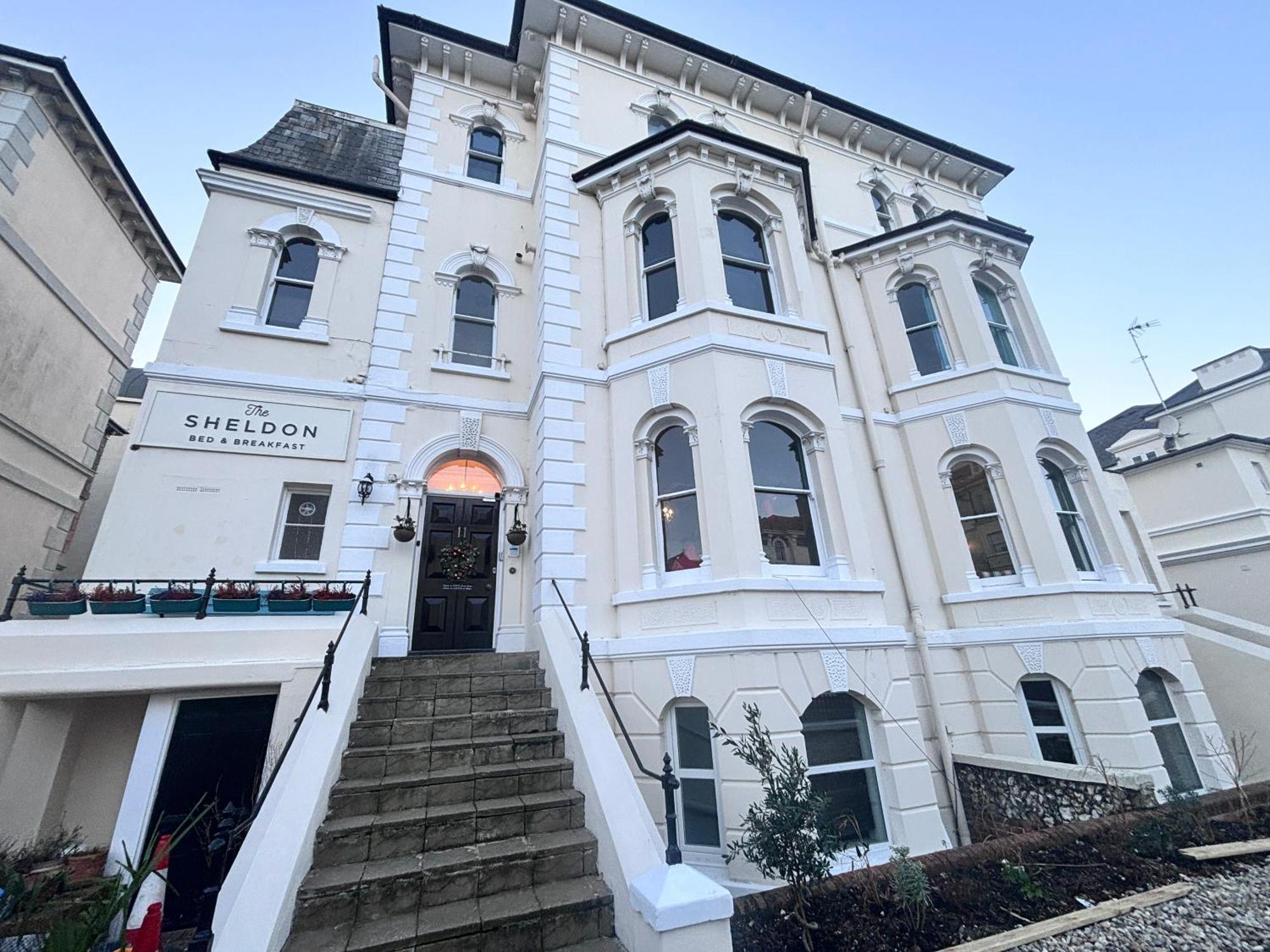 The Sheldon B&B - Free Private Parking Eastbourne Eksteriør billede