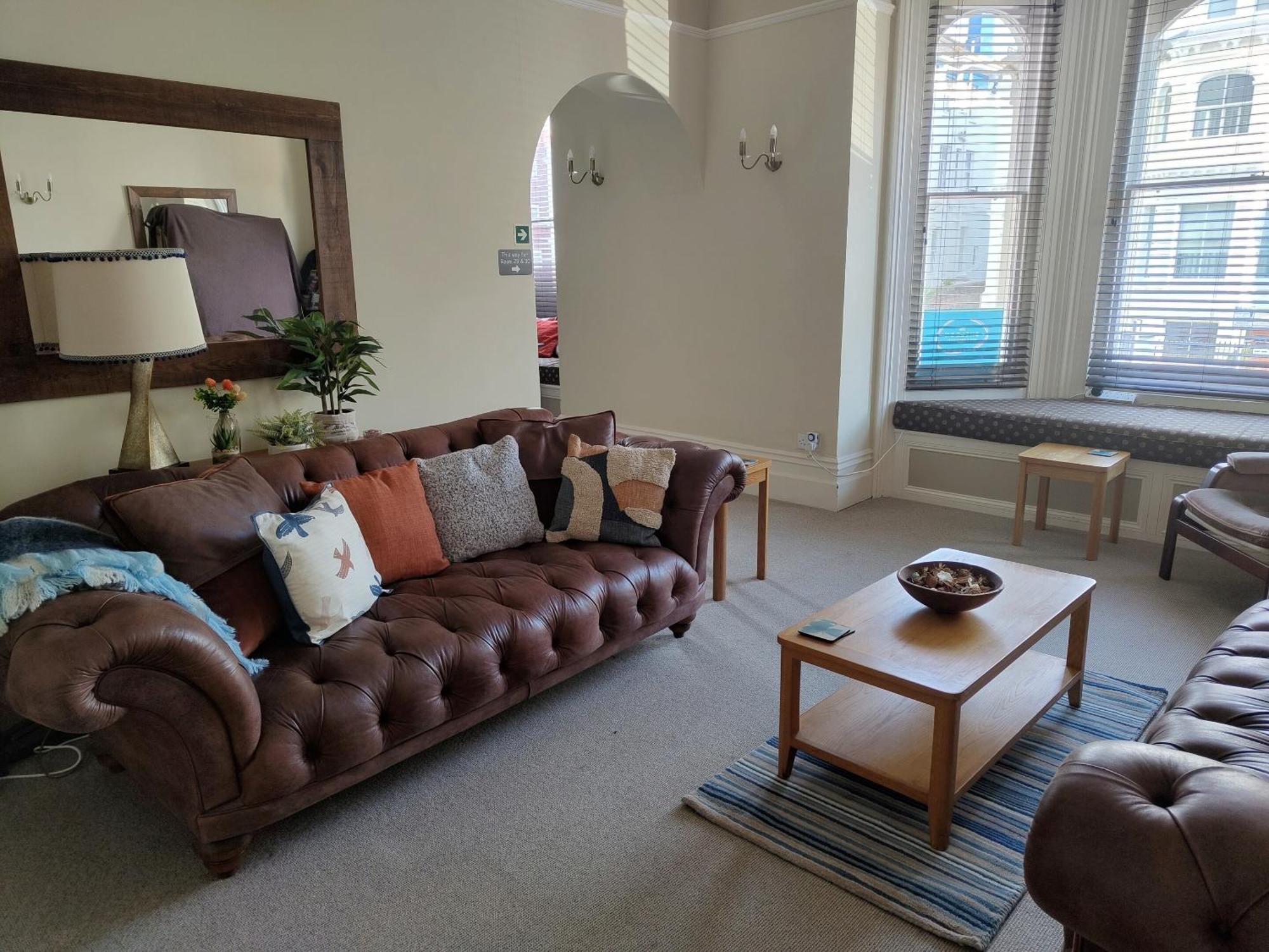 The Sheldon B&B - Free Private Parking Eastbourne Eksteriør billede
