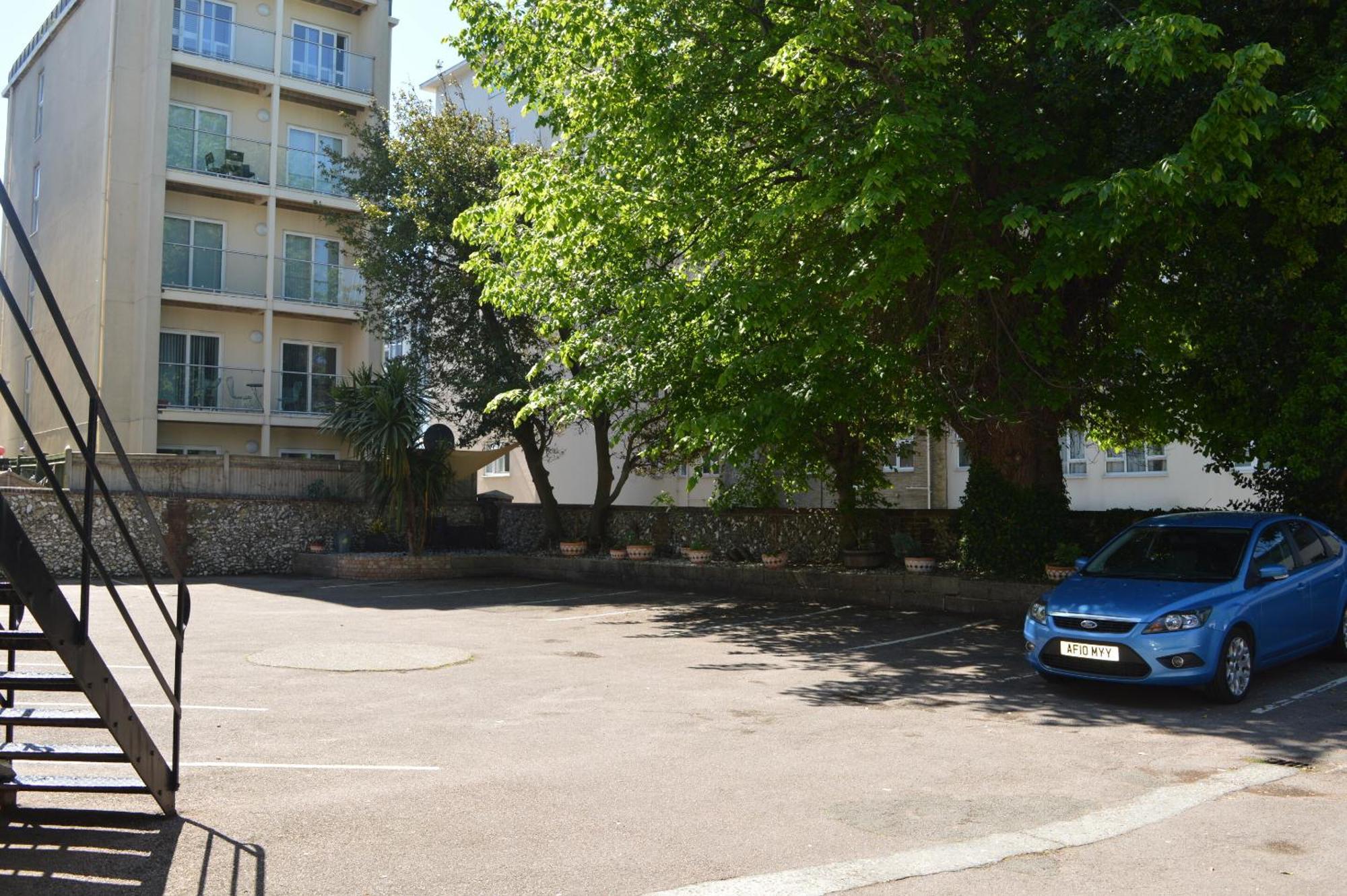 The Sheldon B&B - Free Private Parking Eastbourne Eksteriør billede